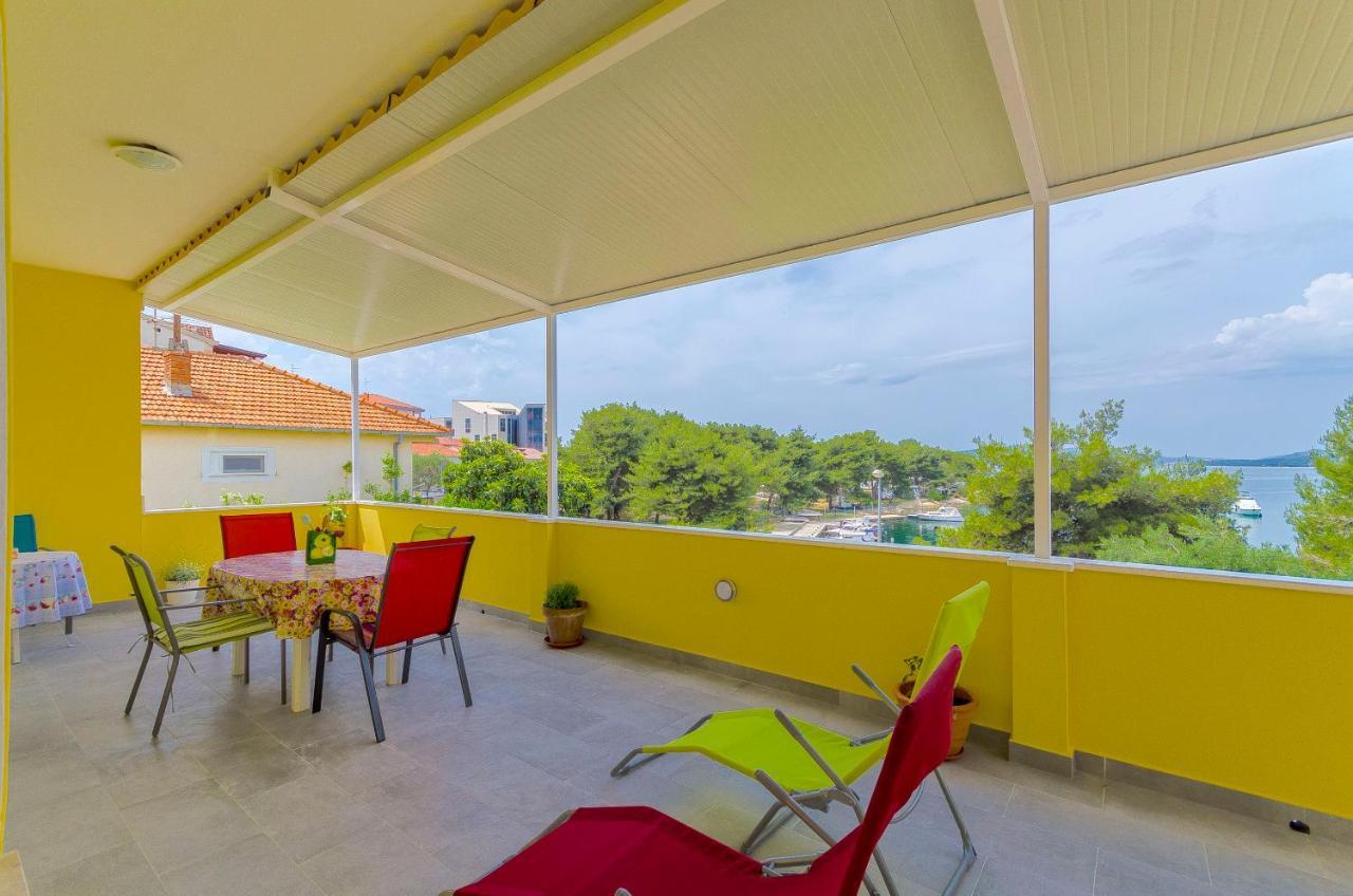 Apartment Baturina Trogir Exterior foto